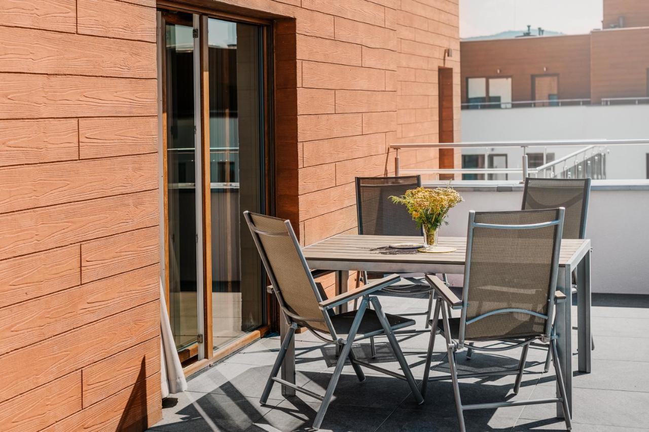 Apartament Widokowy - Penthouse Z Tarasem Kudowa-Zdroj Bagian luar foto
